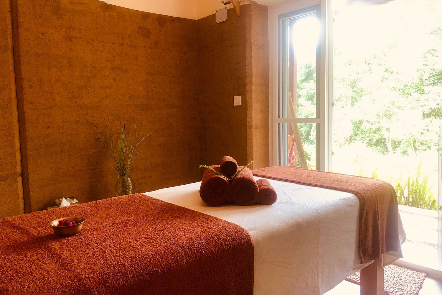 Retreat, Massage Room